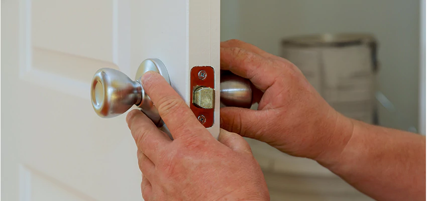 AAA Locksmiths For lock Replacement in Belleville, Illinois